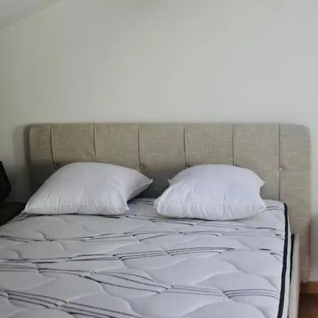 Duplex Atypique Renove En Plein Centre Du Village Apartment Cassis